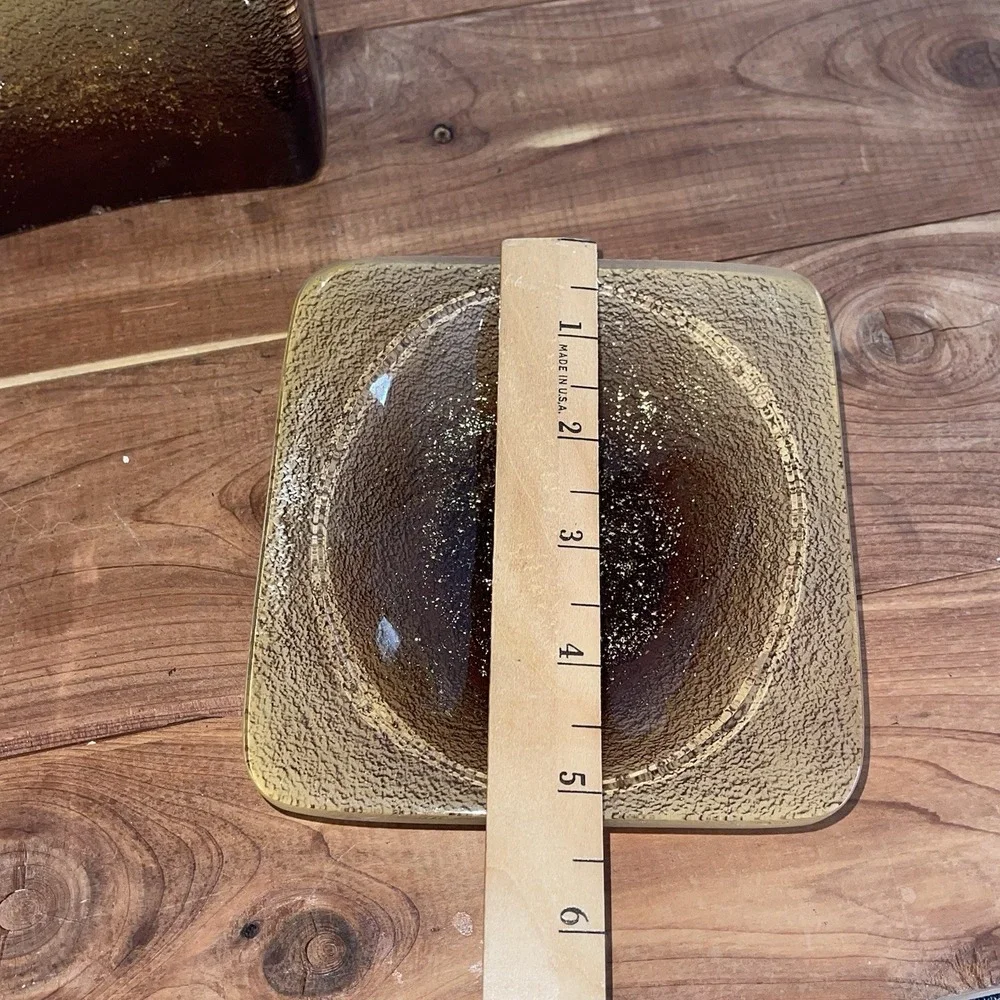 Contemporary Resin Amber Metallic Tissue Holder & Soap Dish Croscill Aquarius
